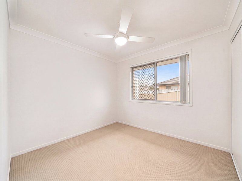 Photo - 1&2/12A Cornelius Street, Clontarf QLD 4019 - Image 8