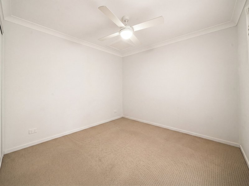 Photo - 1&2/12A Cornelius Street, Clontarf QLD 4019 - Image 19