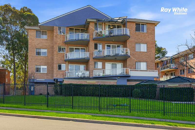 Photo - 12/13-19 Devitt Street, Blacktown NSW 2148 - Image 1