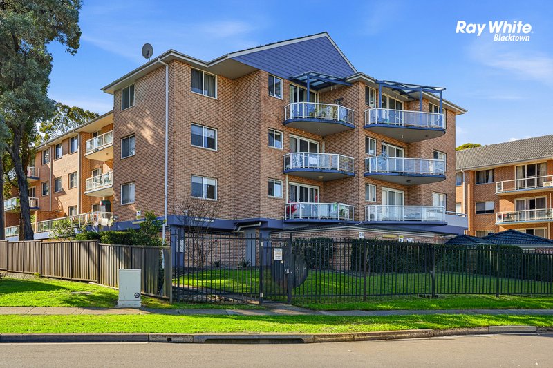 Photo - 12/13-19 Devitt Street, Blacktown NSW 2148 - Image 2