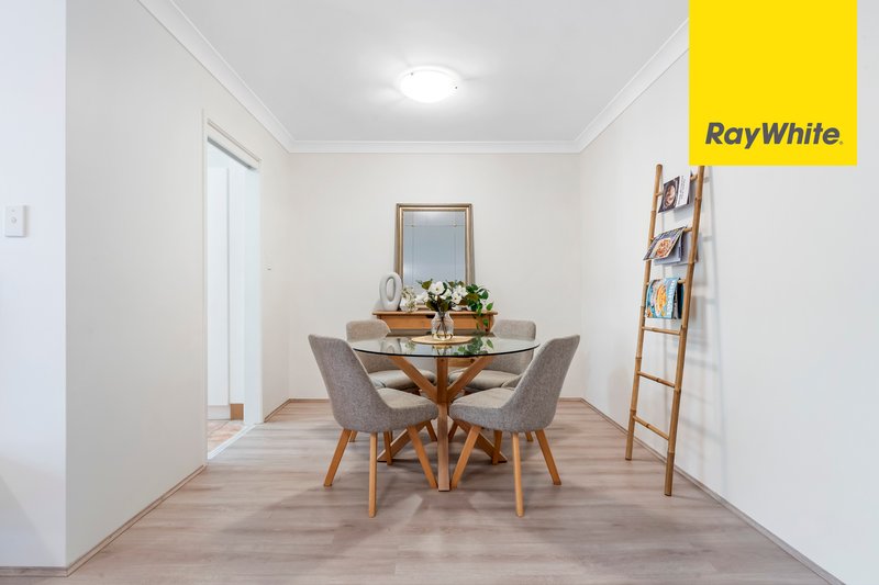 Photo - 12/13-23 Lancaster Drive, Marsfield NSW 2122 - Image 4