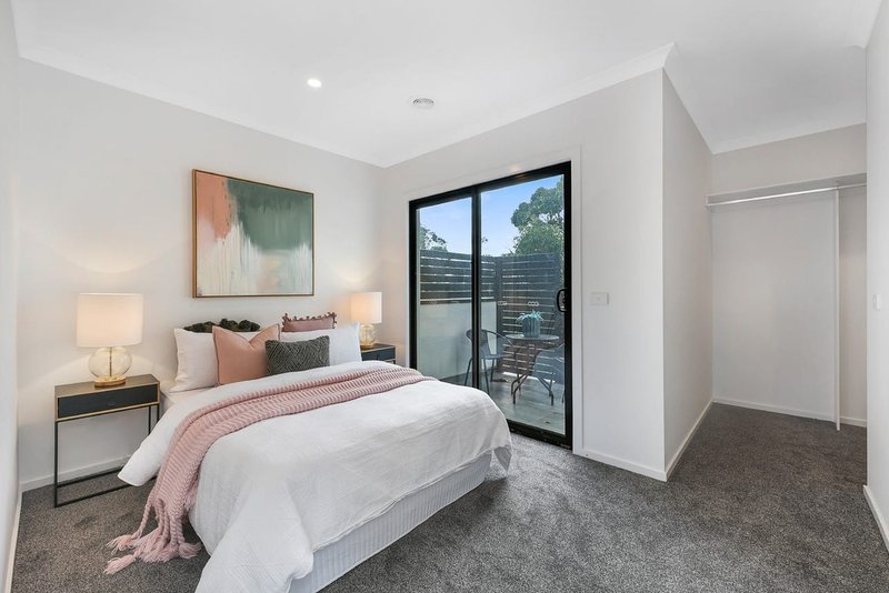 Photo - 12/13 Baileyana Drive, Endeavour Hills VIC 3802 - Image 7