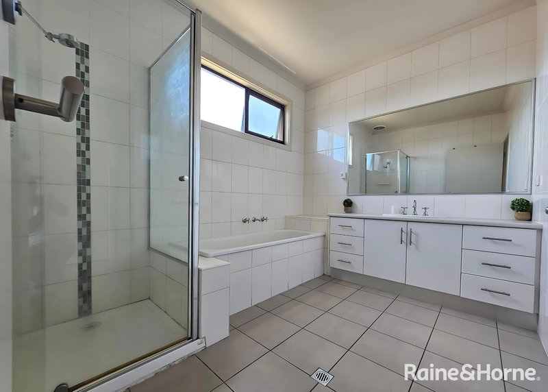 Photo - 12/13 St Albans Road, St Albans VIC 3021 - Image 8