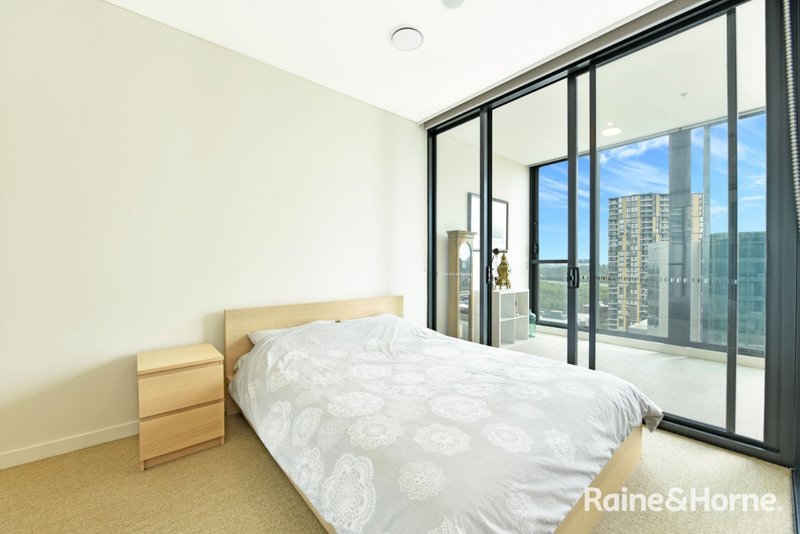 Photo - 1213/17 Wentworth Place, Wentworth Point NSW 2127 - Image 4
