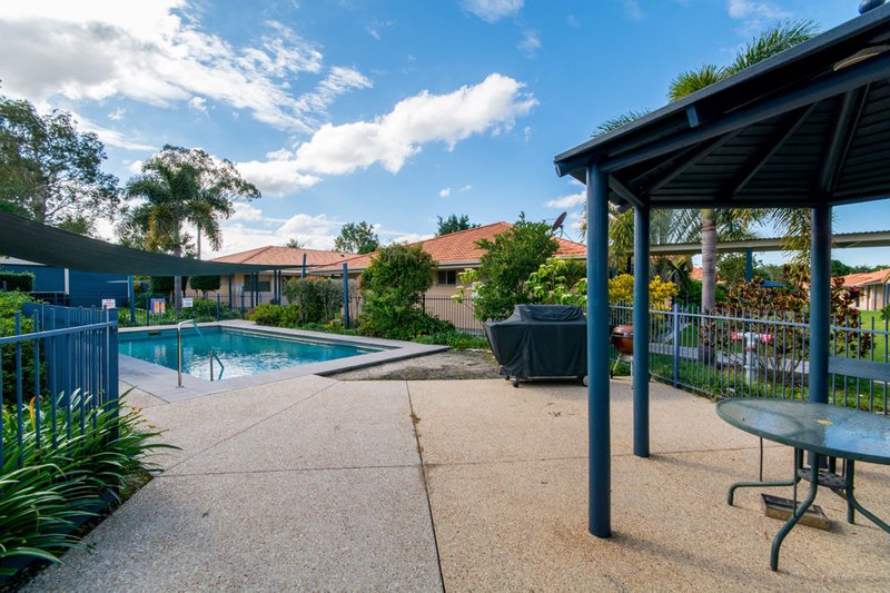 Photo - 12&13/21-23 Barossa Crescent, Caboolture South QLD 4510 - Image 15