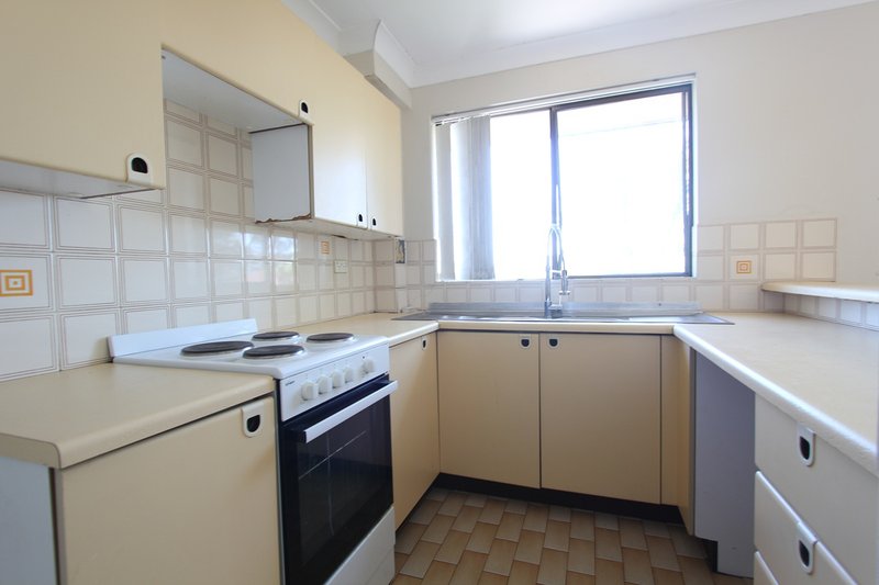 Photo - 12/138 Moore Street, Liverpool NSW 2170 - Image 4