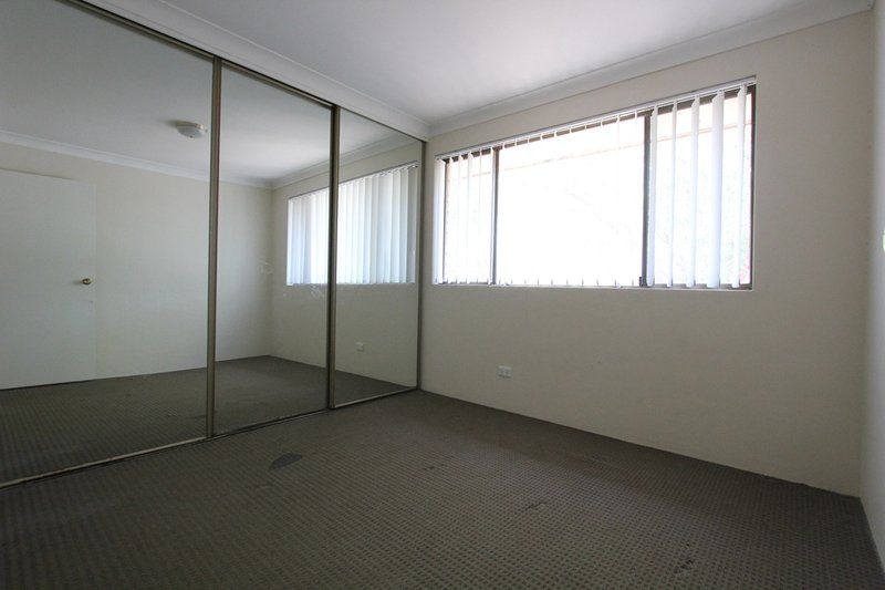 Photo - 12/138 Moore Street, Liverpool NSW 2170 - Image 5