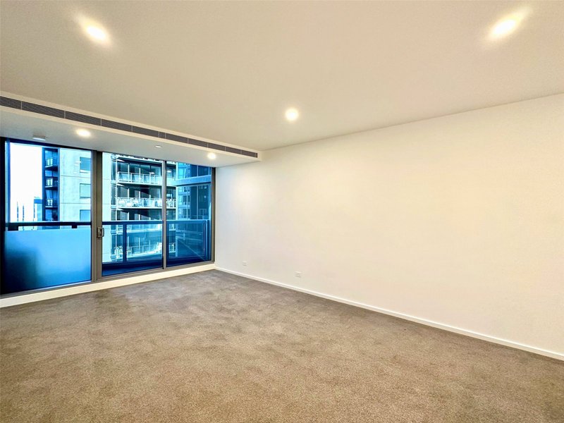 Photo - 1213/81 City Road, Southbank VIC 3006 - Image 2