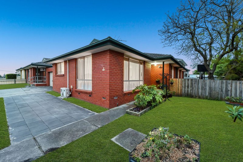 Photo - 1/214 Corrigan Road, Noble Park VIC 3174 - Image 2