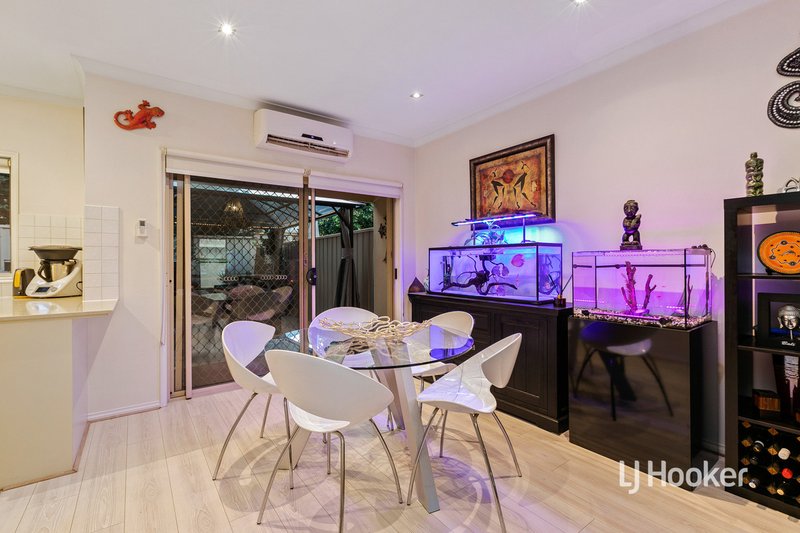 Photo - 12/14 Mickleton Grove, Point Cook VIC 3030 - Image 4