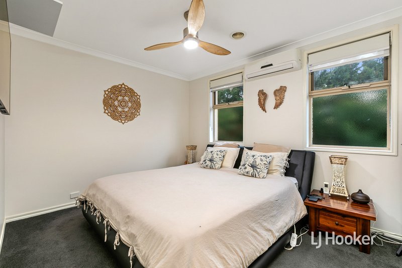 Photo - 12/14 Mickleton Grove, Point Cook VIC 3030 - Image 8