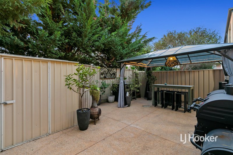 Photo - 12/14 Mickleton Grove, Point Cook VIC 3030 - Image 14