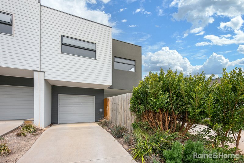 Photo - 12/14 Outlook Way, Sunbury VIC 3429 - Image 15