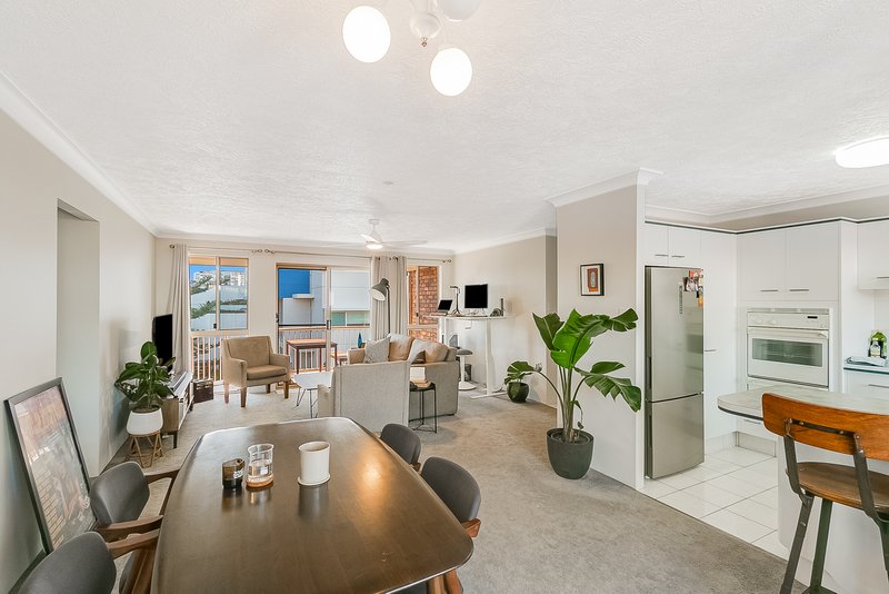 Photo - 12/15-17 South Street, Coolangatta QLD 4225 - Image 3