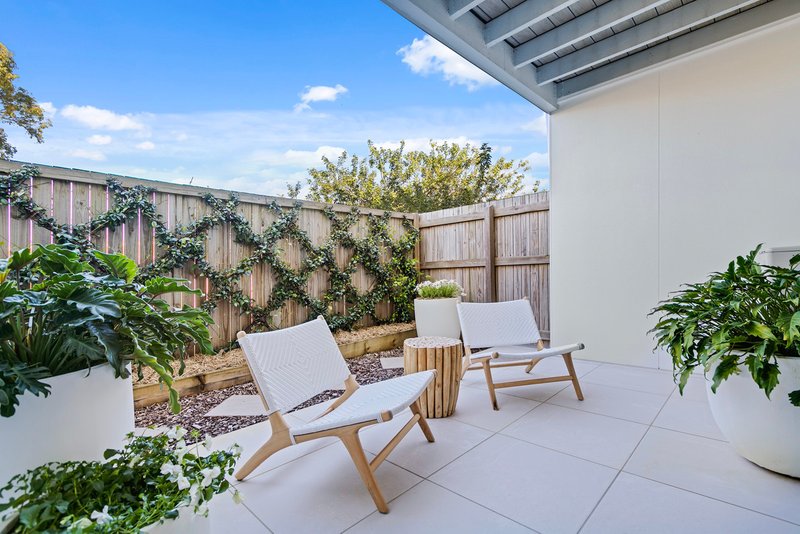 Photo - 12/15-17 Yinni Street, Maroochydore QLD 4558 - Image 14