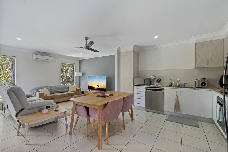 Photo - 12/15-21 St Anthony Drive, Alexandra Hills QLD 4161 - Image 3