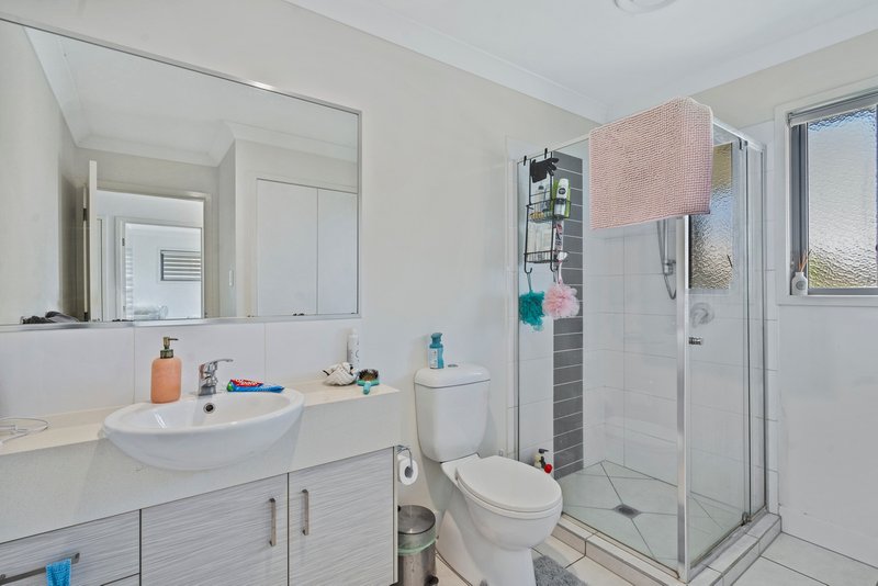 Photo - 12/15-21 St Anthony Drive, Alexandra Hills QLD 4161 - Image 5