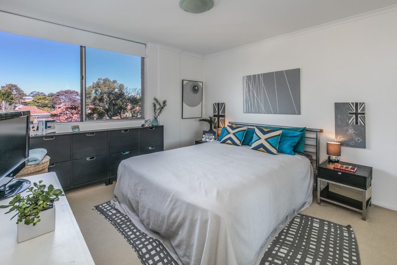 Photo - 12/15-23 Sutherland Street, Cremorne NSW 2090 - Image 6