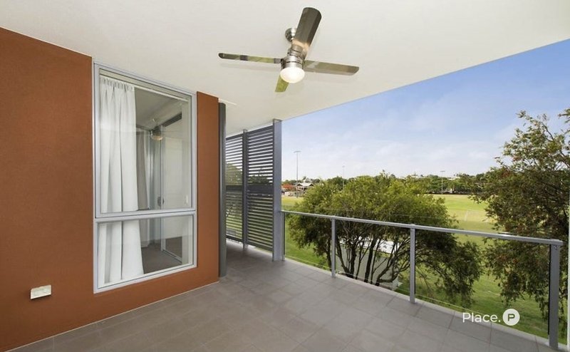 Photo - 12/15 Barramul Street, Bulimba QLD 4171 - Image 9