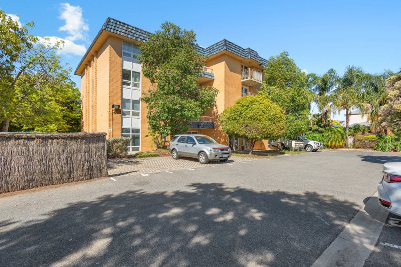 Photo - 12/15 Byron Street, Glenelg SA 5045 - Image 1