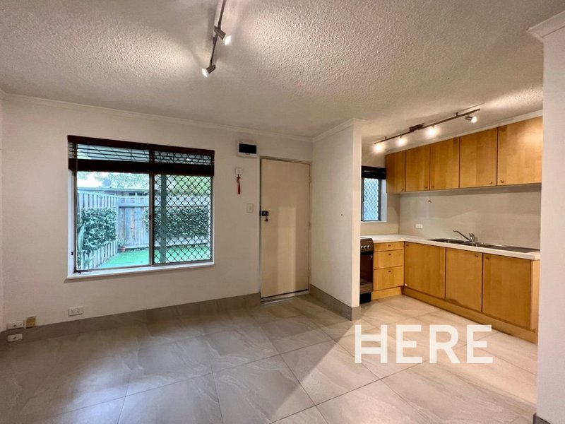 Photo - 12/15 Flynn Street, Churchlands WA 6018 - Image 7