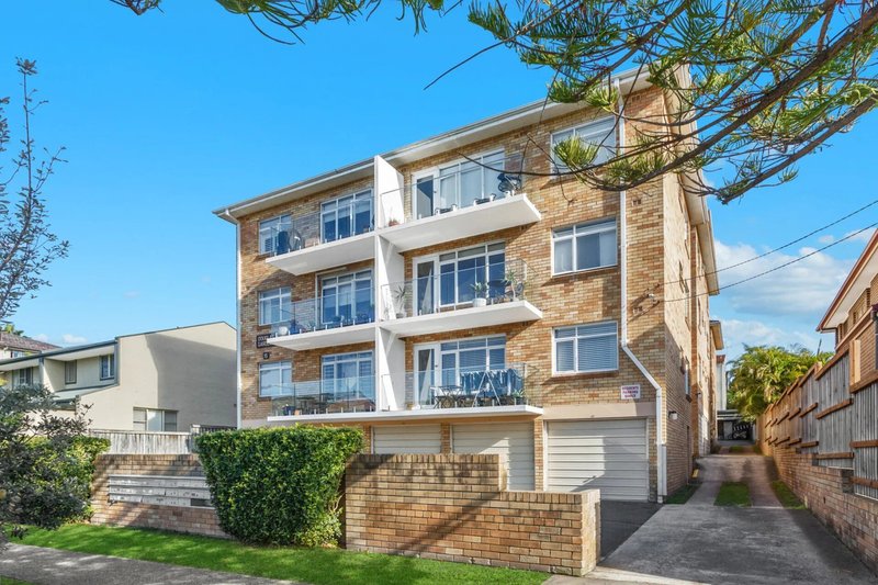 Photo - 12/15 Kooloora Avenue, Freshwater NSW 2096 - Image 9