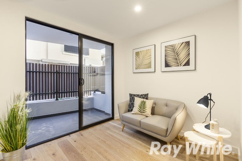 Photo - 12/1522 Malvern Road, Glen Iris VIC 3146 - Image 6