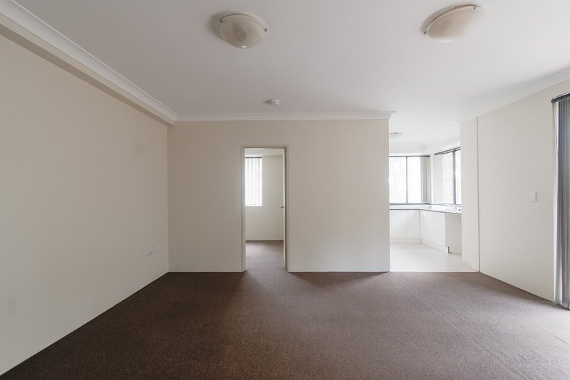 Photo - 12/16-24 Oxford Street, Blacktown NSW 2148 - Image 2