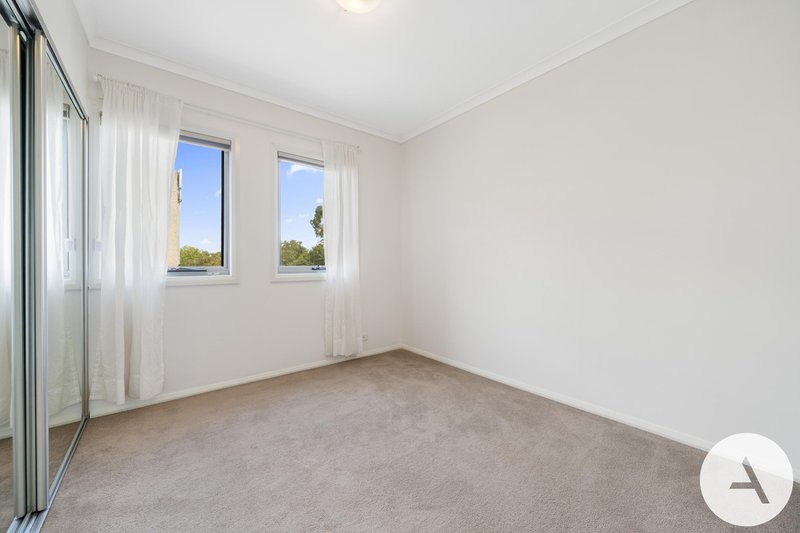 Photo - 12/16 De Burgh Street, Lyneham ACT 2602 - Image 10