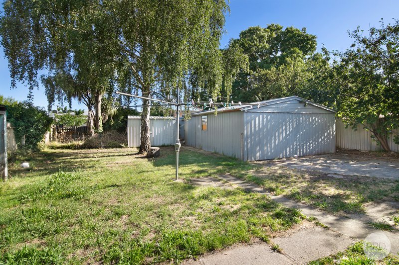 Photo - 1216 Grevillea Road, Wendouree VIC 3355 - Image 12