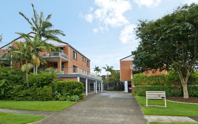 Photo - 12/16 Madang Crescent, Runaway Bay QLD 4216 - Image 1