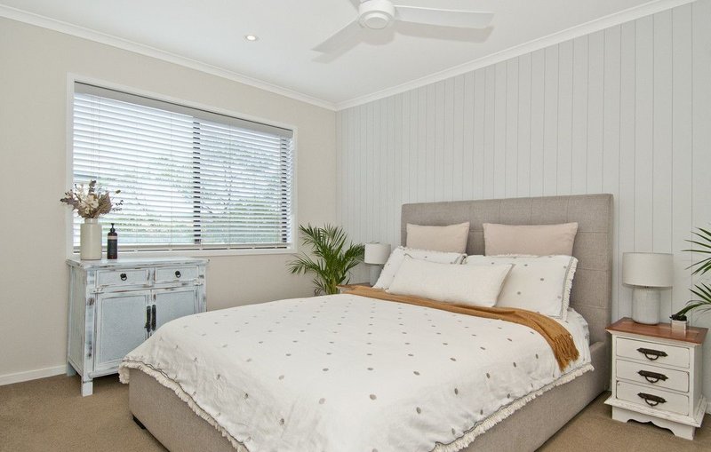Photo - 12/16 Madang Crescent, Runaway Bay QLD 4216 - Image 4