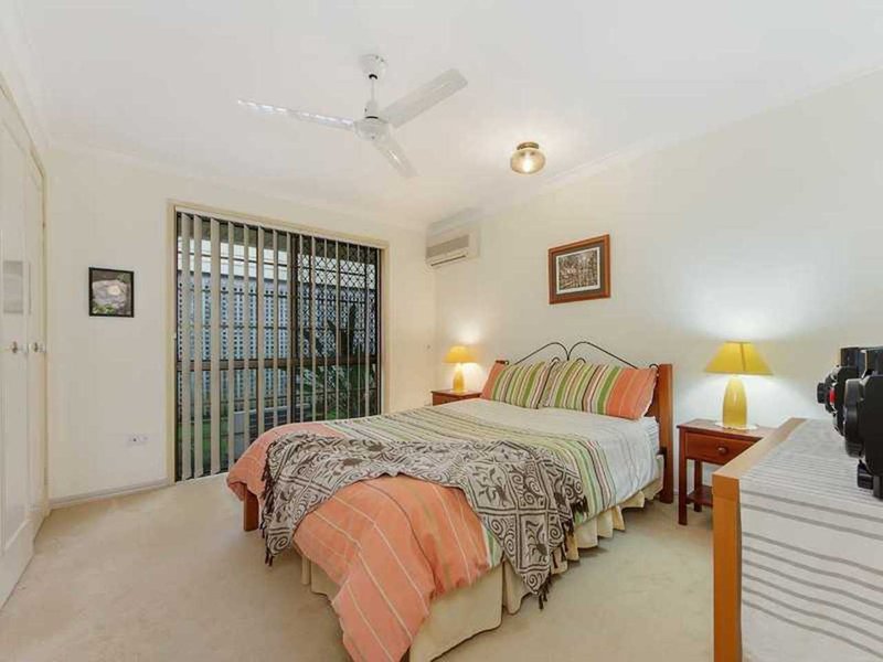 Photo - 12/160 Bardon Avenue, Miami QLD 4220 - Image 4