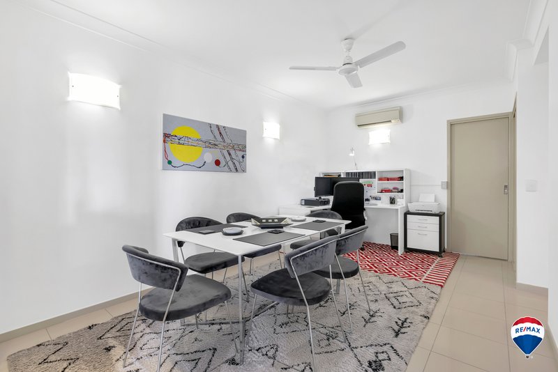 Photo - 1216/12-21 Gregory Street, Westcourt QLD 4870 - Image 10