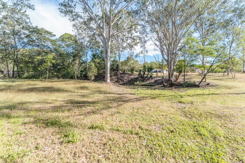 Photo - 1/217-219 Brooklands Drive, Beaudesert QLD 4285 - Image 13