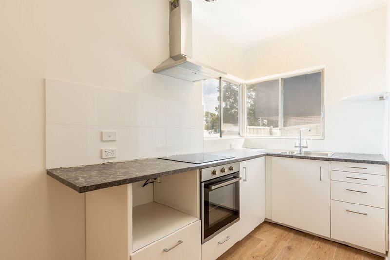 Photo - 1/217 Belair Road, Torrens Park SA 5062 - Image 4