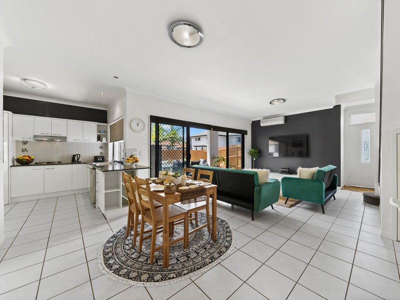 Photo - 12/17 Tick Street, Mount Gravatt East QLD 4122 - Image 4