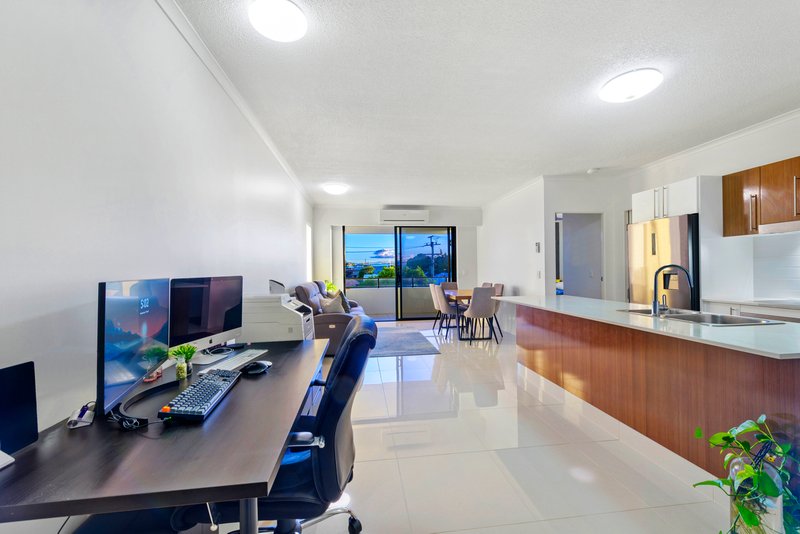 Photo - 12/171 Scarborough Street, Southport QLD 4215 - Image 2