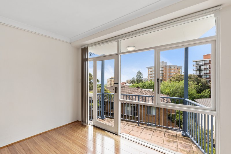 Photo - 12/174 Old South Head Road, Bellevue Hill NSW 2023 - Image 1