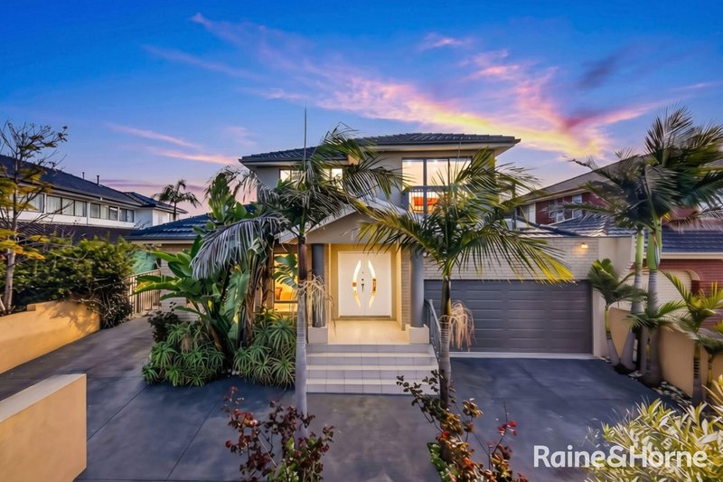 Photo - 1&2/177 Copernicus Way, Keilor Downs VIC 3038 - Image 1
