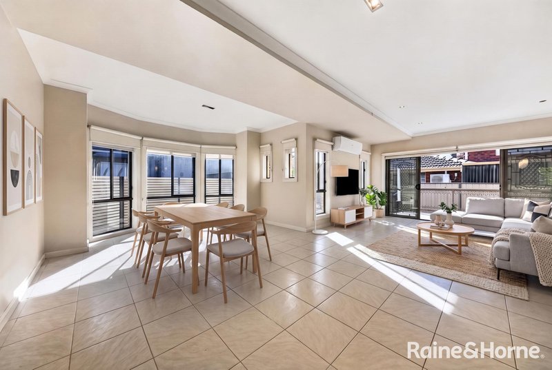 Photo - 1&2/177 Copernicus Way, Keilor Downs VIC 3038 - Image 16