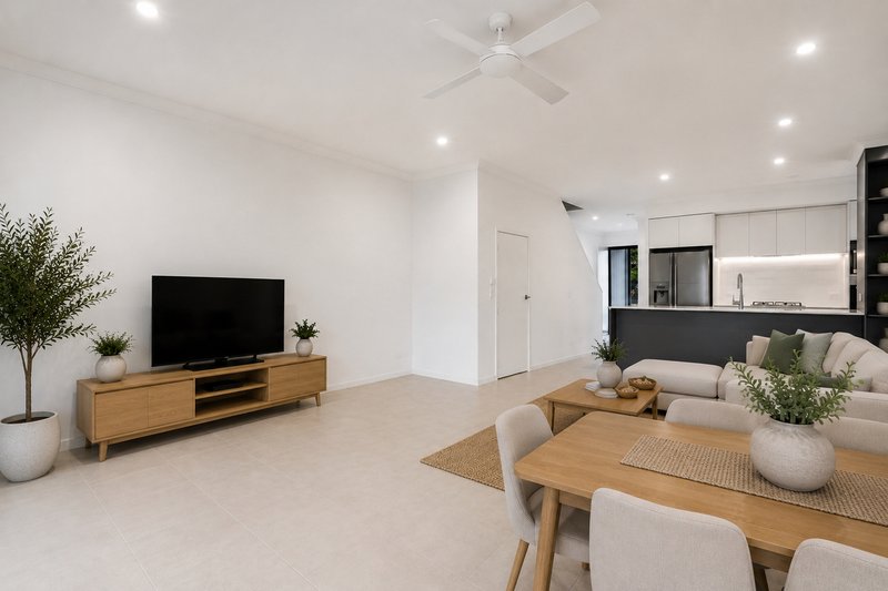 Photo - 12/18 Foreshore Street, Coomera QLD 4209 - Image 6