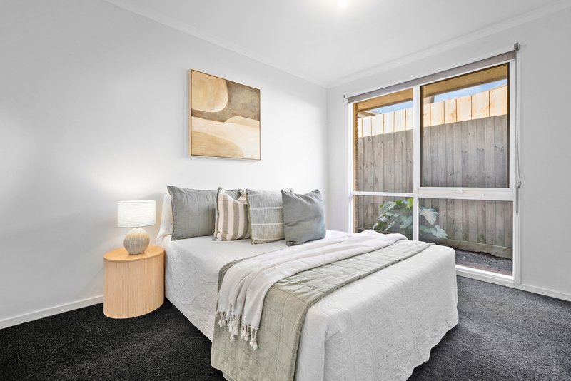 Photo - 1/218 Heatherhill Road, Frankston VIC 3199 - Image 7