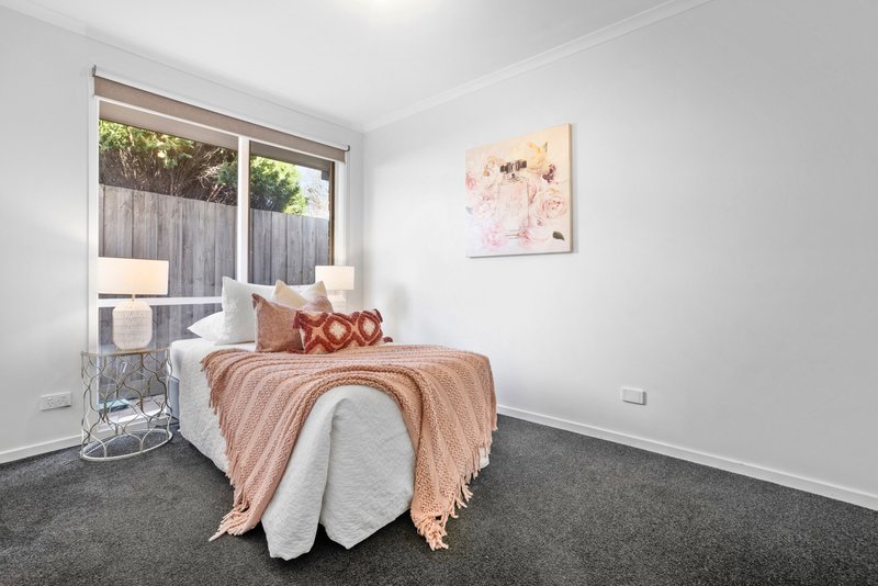Photo - 1/218 Heatherhill Road, Frankston VIC 3199 - Image 9