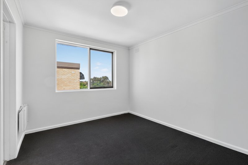 Photo - 12/18A Bloomfield Road, Ascot Vale VIC 3032 - Image 9