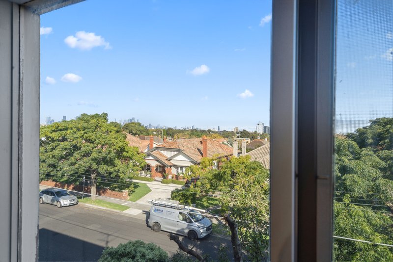 Photo - 12/18A Bloomfield Road, Ascot Vale VIC 3032 - Image 11