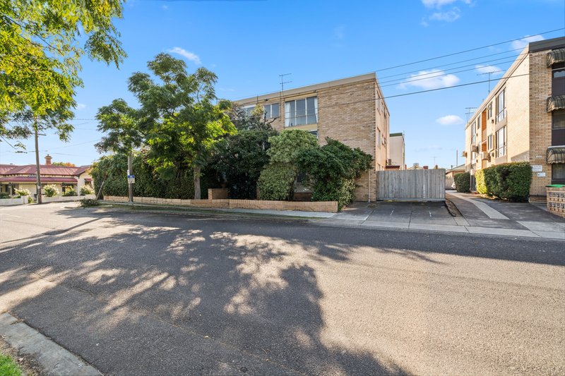 Photo - 12/18A Bloomfield Road, Ascot Vale VIC 3032 - Image 14