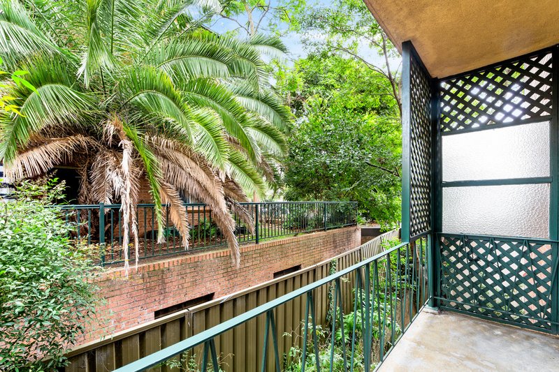 Photo - 12/18A Ewart Street, Marrickville NSW 2204 - Image 2