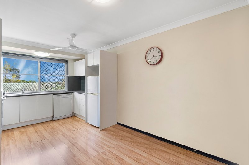 Photo - 12/19 Ben Lexcen Court, Mount Warren Park QLD 4207 - Image 5