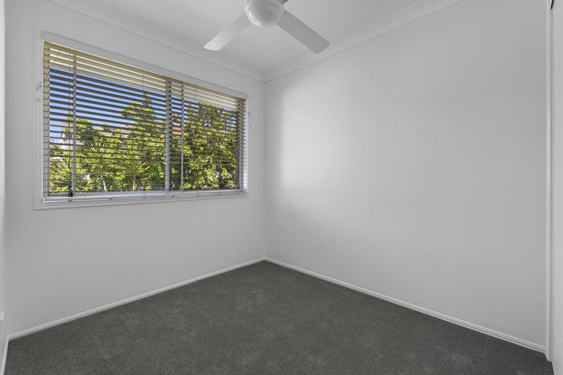 Photo - 12/19 Blake Street, Southport QLD 4215 - Image 9